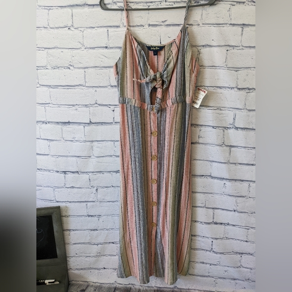 NWT Sundress - Picture 4 of 5
